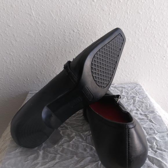 A2 BY AEROSOLES low pump - Picture 5 of 6